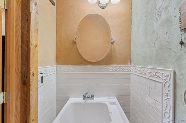 447 N Main Street, Alma, CO 80420