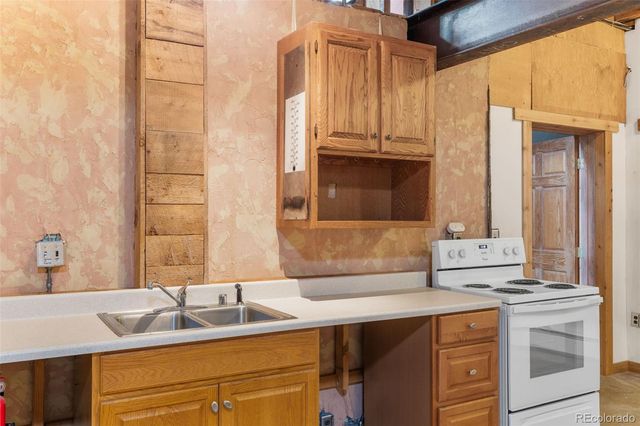 447 N Main Street, Alma, CO 80420