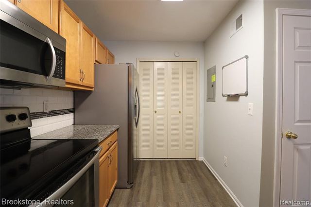 2096 Cloverly Lane, Ann Arbor, MI 48108