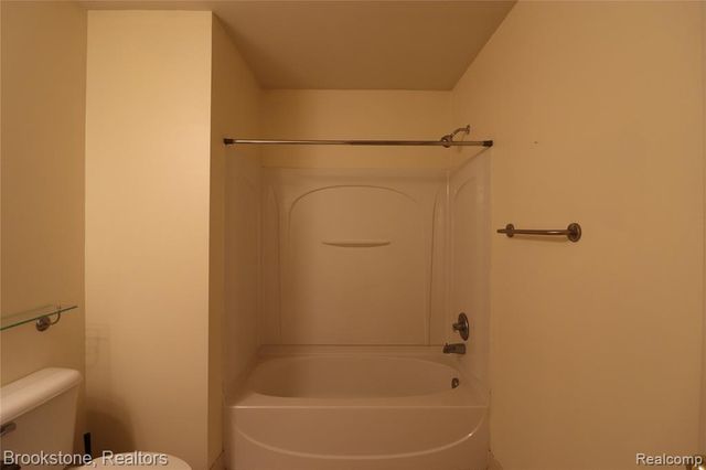 2096 Cloverly Lane, Ann Arbor, MI 48108