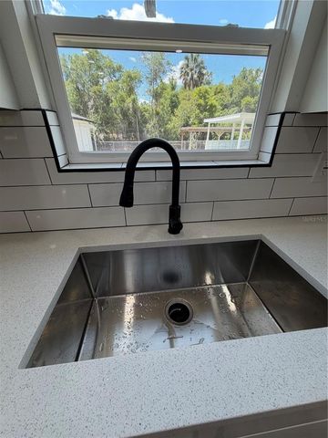 7152 PALM AVENUE, Leesburg, FL 34788