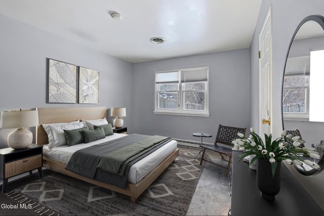 289 Donald Avenue, Schenectady, NY 12304