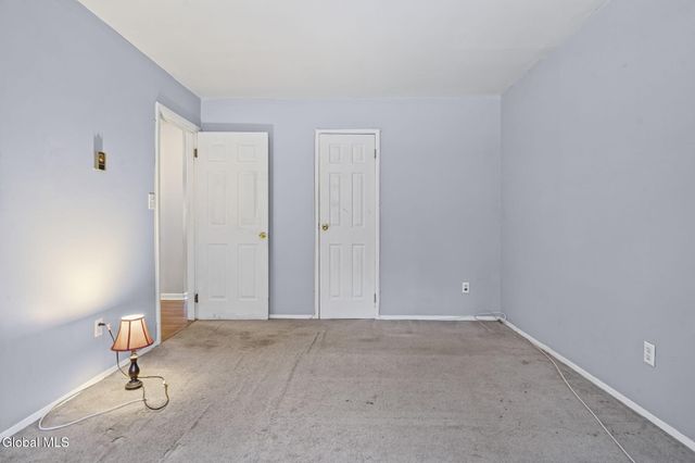 289 Donald Avenue, Schenectady, NY 12304