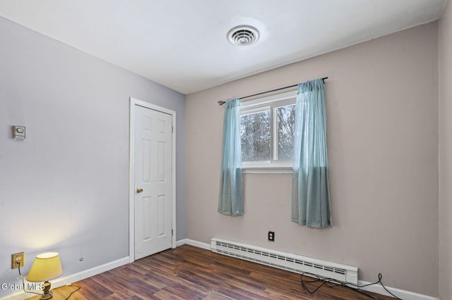 289 Donald Avenue, Schenectady, NY 12304