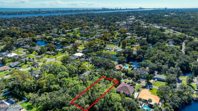 353 Putnam Avenue, Ormond Beach, FL 32174