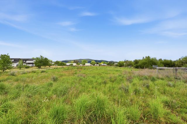 17621 E Mission Ave, Spokane Valley, WA 99016