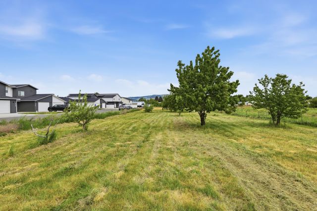17621 E Mission Ave, Spokane Valley, WA 99016