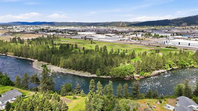 17621 E Mission Ave, Spokane Valley, WA 99016