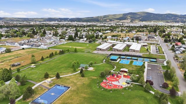 17621 E Mission Ave, Spokane Valley, WA 99016