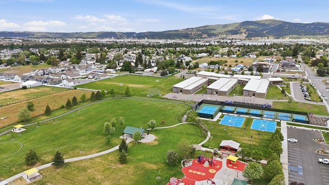17621 E Mission Ave, Spokane Valley, WA 99016