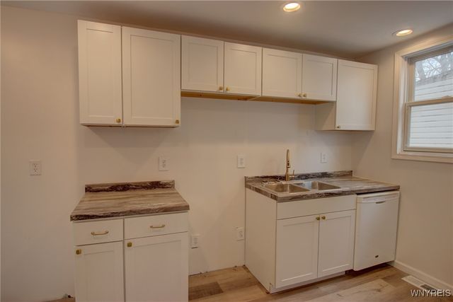 20 Lincoln Avenue, Lackawanna, NY 14218