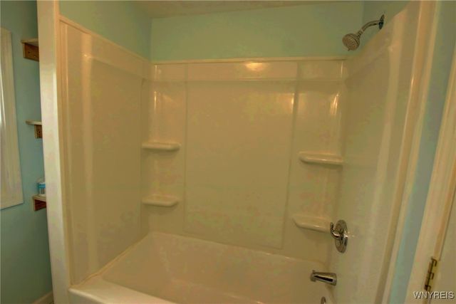 20 Lincoln Avenue, Lackawanna, NY 14218