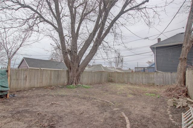 20 Lincoln Avenue, Lackawanna, NY 14218