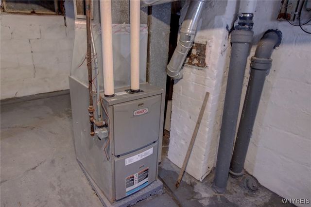 20 Lincoln Avenue, Lackawanna, NY 14218