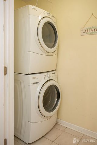 78 Hazelwood Avenue, Metuchen, NJ 08840