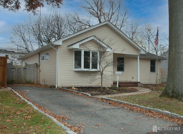 78 Hazelwood Avenue, Metuchen, NJ 08840