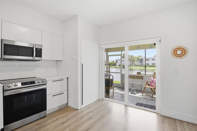 16631 Hemingway Drive, Weston, FL 33326