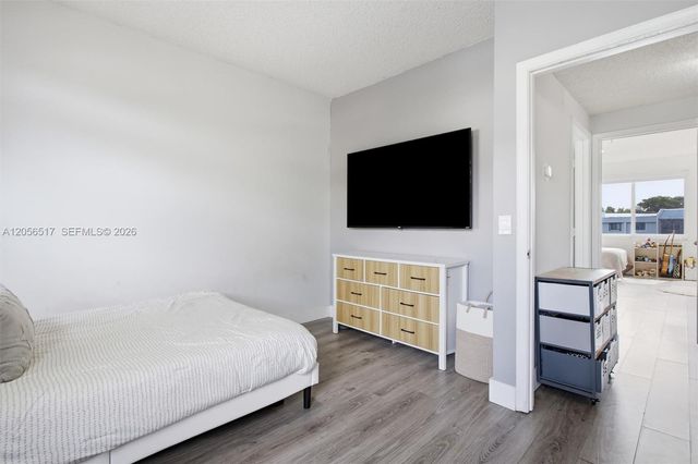 16631 Hemingway Drive, Weston, FL 33326