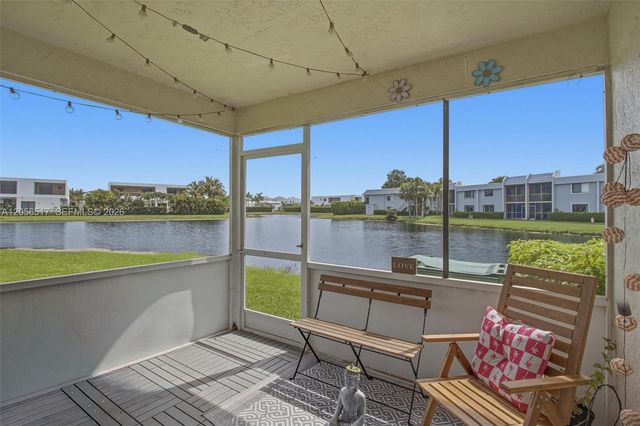 16631 Hemingway Drive, Weston, FL 33326