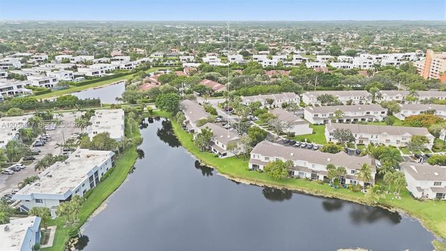 16631 Hemingway Drive, Weston, FL 33326