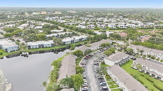 16631 Hemingway Drive, Weston, FL 33326