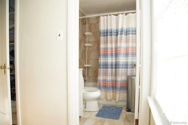 22811 Marlboro Street, Dearborn, MI 48128