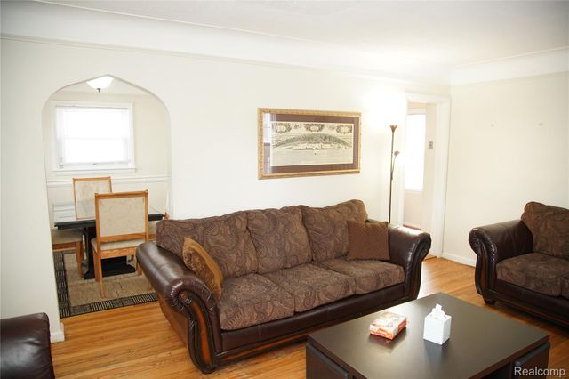 22811 Marlboro Street, Dearborn, MI 48128