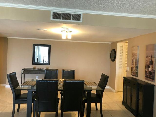 5600 N Flagler Drive 403, West Palm Beach, FL 33407