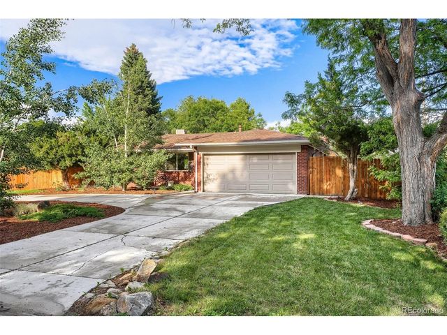 2020 Newcombe Dr, Lakewood, CO 80215