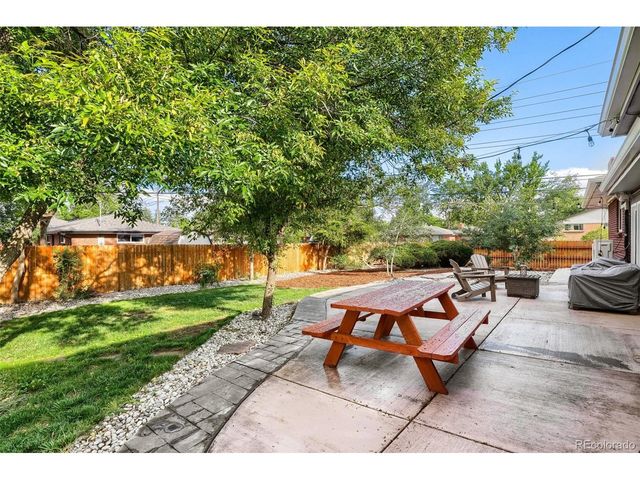 2020 Newcombe Dr, Lakewood, CO 80215
