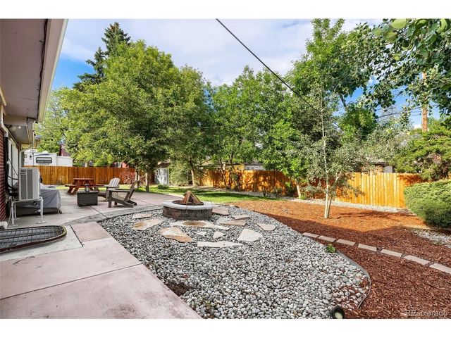 2020 Newcombe Dr, Lakewood, CO 80215