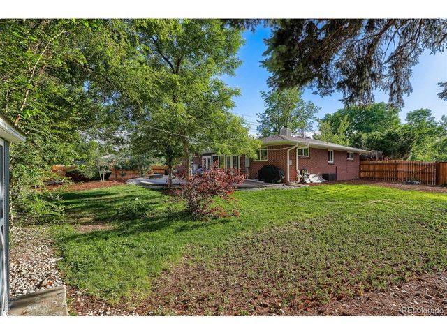 2020 Newcombe Dr, Lakewood, CO 80215