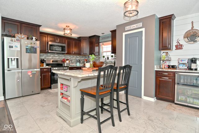 3851 Tartan Trail, Whitestown, IN 46075