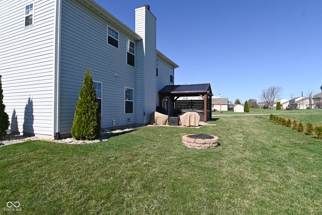 3851 Tartan Trail, Whitestown, IN 46075