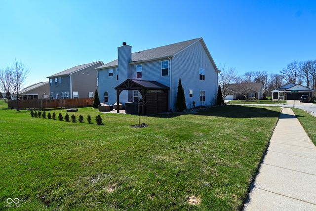 3851 Tartan Trail, Whitestown, IN 46075
