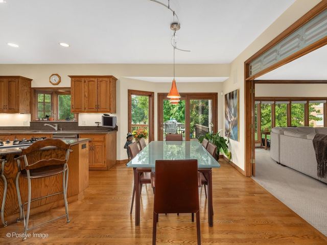 6905 Irish Court, Darien, IL 60561