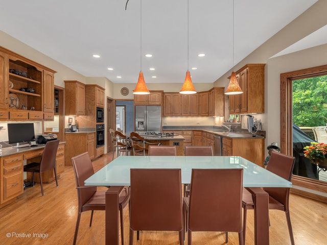 6905 Irish Court, Darien, IL 60561