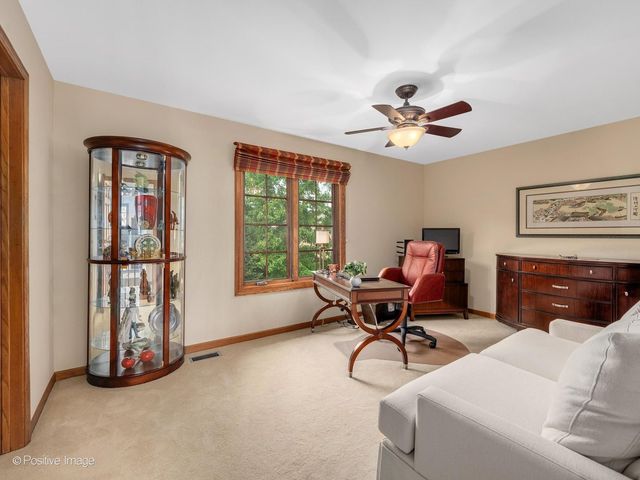 6905 Irish Court, Darien, IL 60561