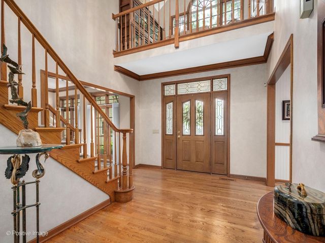 6905 Irish Court, Darien, IL 60561