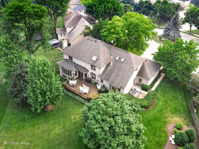 6905 Irish Court, Darien, IL 60561