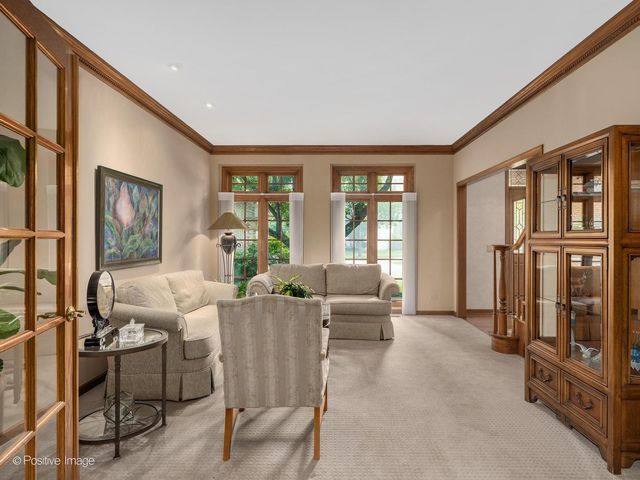 6905 Irish Court, Darien, IL 60561