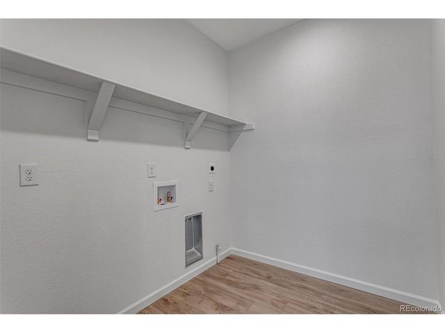 1415 Great Western Dr, Longmont, CO 80501