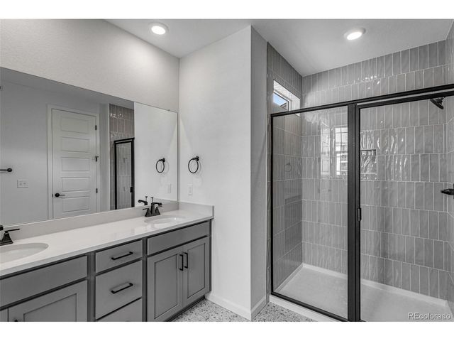 1415 Great Western Dr, Longmont, CO 80501