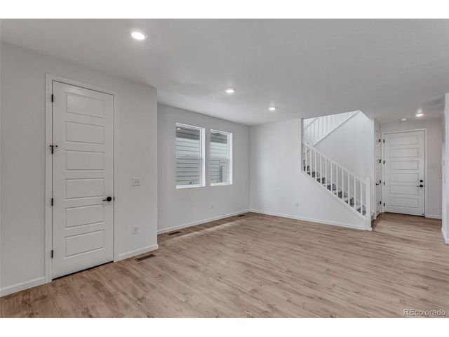 1415 Great Western Dr, Longmont, CO 80501