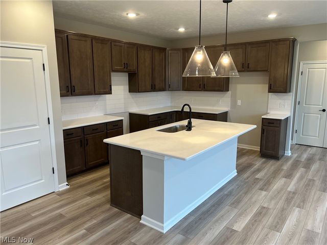 3756 Kelli Terrace, Green, OH 44685