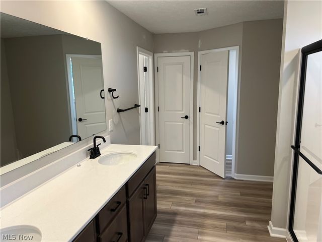 3756 Kelli Terrace, Green, OH 44685