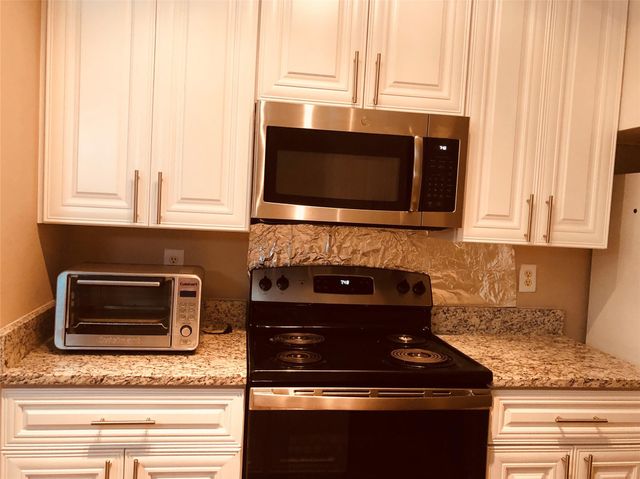 6000 Shepherd Mountain CV 1705, Austin, TX 78730