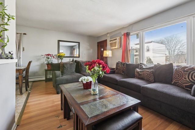 4314 COTTAGE AVE, North Bergen, NJ 07047