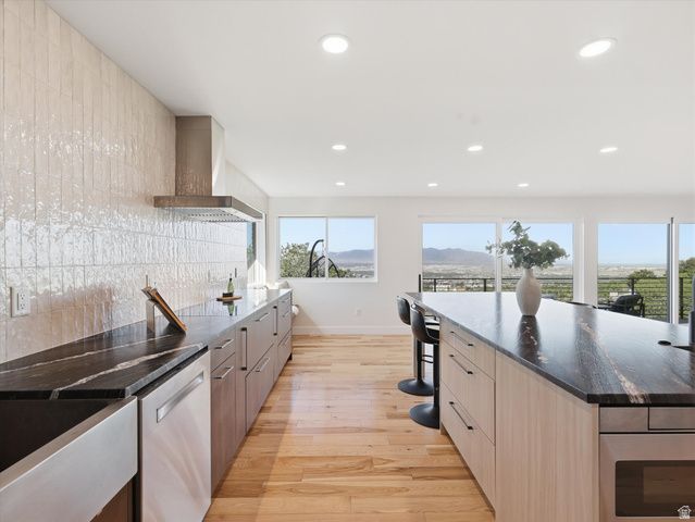 1038 E NORTHBONNEVILLE DR, Salt Lake City, UT 84103