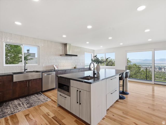 1038 E NORTHBONNEVILLE DR, Salt Lake City, UT 84103
